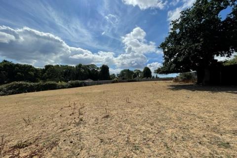 Land for sale, Land and Stables
