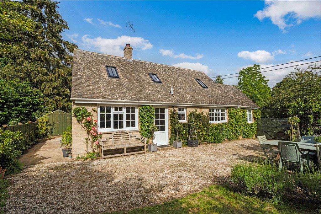 Stone Wall Cottage