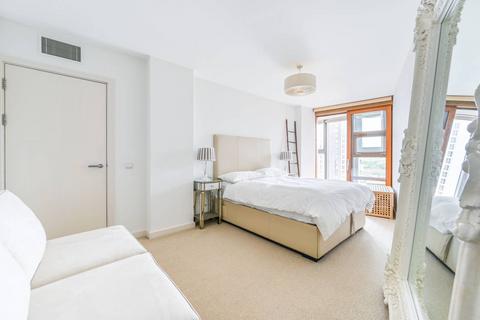 1 bedroom flat to rent, Falcon Wharf, Lombard Road, Battersea, London, SW11