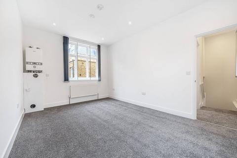 2 bedroom flat to rent, Kings Street, Maidstone, ME14