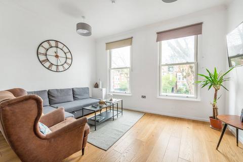 2 bedroom flat to rent, Chiswick High Road, Chiswick, London, W4