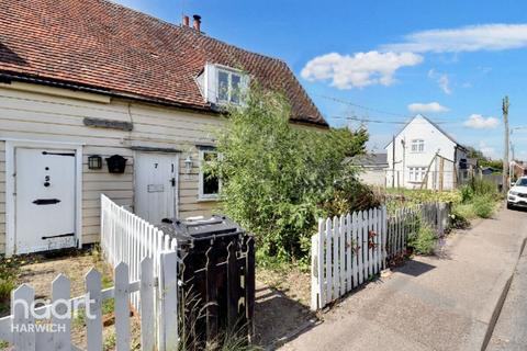 1 bedroom terraced house for sale, Barn Cottages, Little Oakley,Harwich