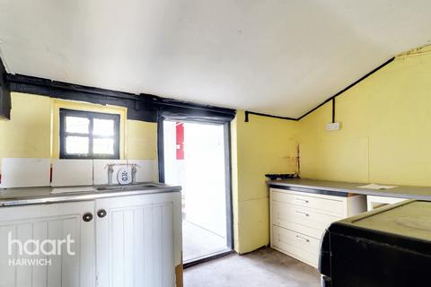 1 bedroom terraced house for sale, Barn Cottages, Little Oakley,Harwich