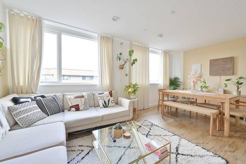 2 bedroom flat for sale, Angel Lane, SE17, Elephant and Castle, LONDON, SE17