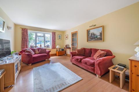 12 Dunlin Rise, Guildford, GU4 7DX