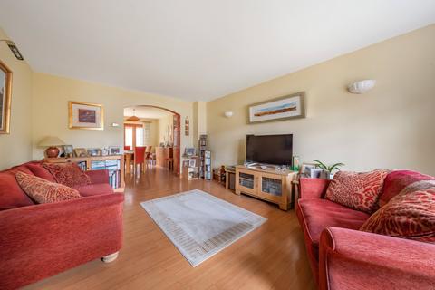 12 Dunlin Rise, Guildford, GU4 7DX