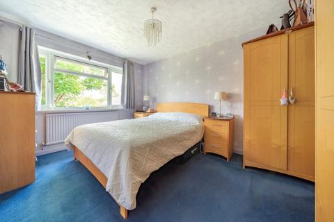 12 Dunlin Rise, Guildford, GU4 7DX
