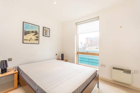 2 bedroom flat for sale, Provost Street, Old Street, London, N1