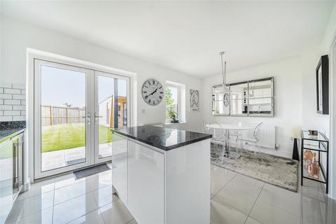 4 bedroom detached house for sale, Woking, Woking GU22