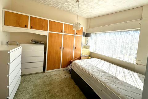 32 Hardie Road, Stanford-le-hope, SS17 0PB