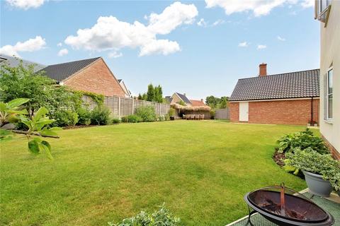 4 bedroom detached house for sale, Waveney Close, Stoke Holy Cross, Norwich, Norfolk, NR14