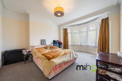 3 bedroom semi-detached house for sale, Beechdale, Winchmore Hill