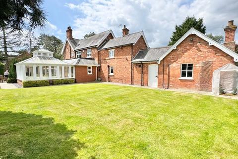 undefined, HUMBERSTON AVENUE, HUMBERSTON