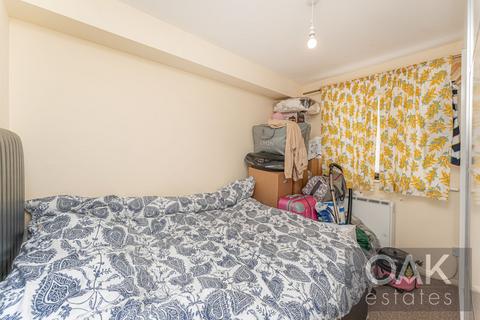 1 bedroom flat for sale, Milestone Close, London N9