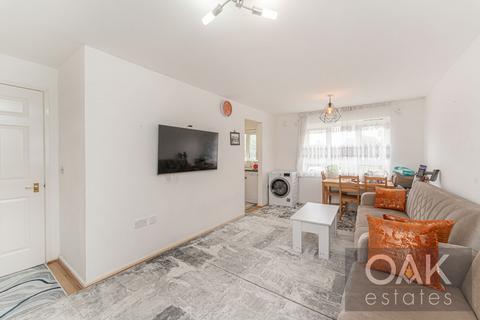 1 bedroom flat for sale, Pentland Close, London N9