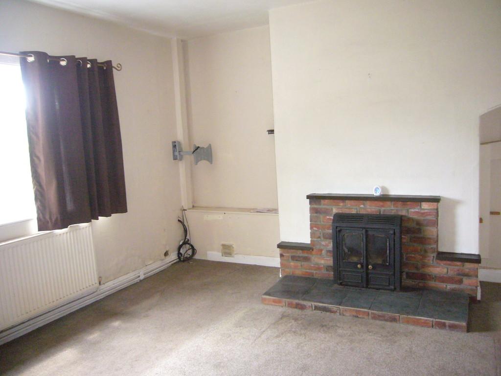 Main Street, Whitgift. Nr Goole, DN14... 3 bed semidetached house for