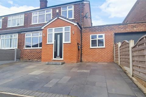 4 bedroom semi-detached house for sale, Penrhyn Avenue, Alkrington, Middleton, Manchester, M24