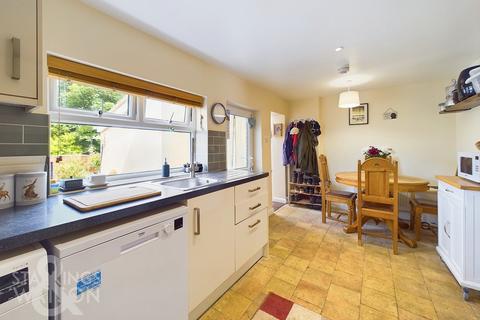 2 bedroom cottage for sale, Mundesley Road, North Walsham