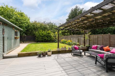 3 Ridge Close, Strood Green, Betchworth, RH3 7HZ