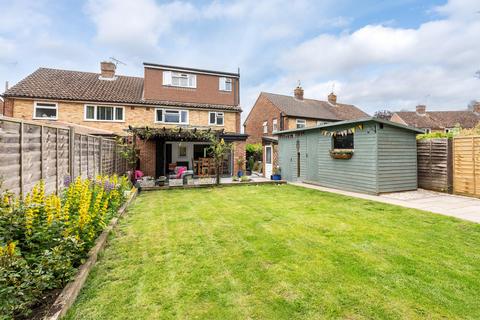 3 Ridge Close, Strood Green, Betchworth, RH3 7HZ