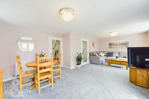 4 bedroom detached house for sale, Nightingale Avenue, Wymondham