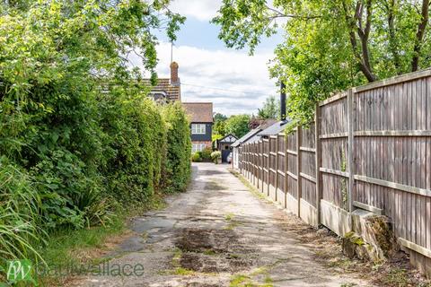 4 bedroom detached house for sale, Western Road, Nazeing