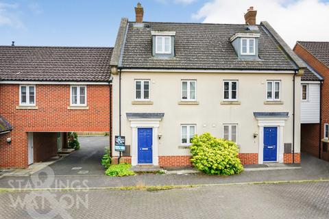 4 bedroom townhouse for sale, Dolphin Road, Costessey, Norwich