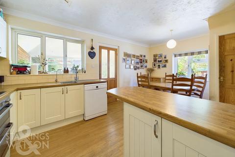 3 bedroom semi-detached house for sale, Preston Lane, Hales, Norwich