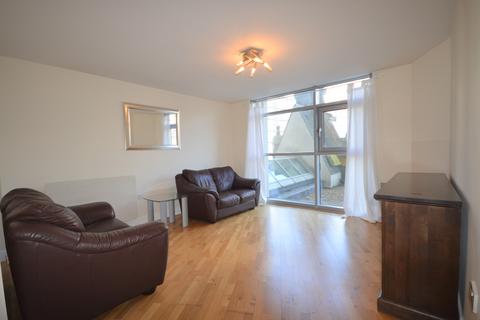 1 bedroom apartment to rent, Altolusso, Bute Terrace, Cardiff