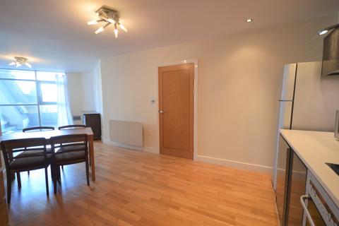 1 bedroom apartment to rent, Altolusso, Bute Terrace, Cardiff