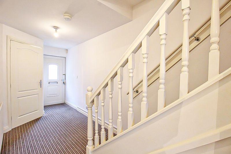 Road, COSELEY, WV14 9RH 3 bed end of terrace house for sale £