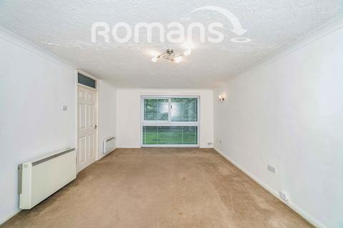 2 bedroom apartment to rent, Josephine Court, Southcote Road