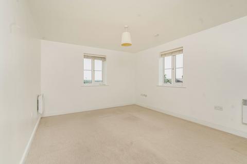 1 bedroom flat to rent, College Close, Loughton, IG10