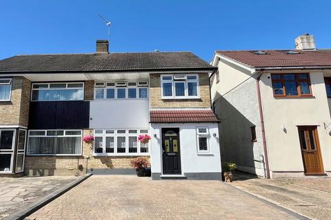 3 Denbigh Close, Hornchurch, RM11 3EA