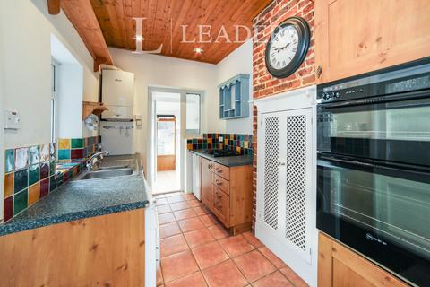 2 bedroom semi-detached house to rent, Judd Road, Tonbridge