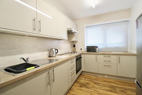 2 bedroom flat to rent, Thistle Court, Aberdeen, AB10