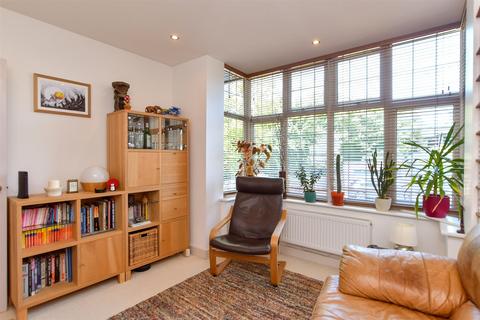 2 bedroom flat for sale, Silverdale Avenue, Hove, East Sussex