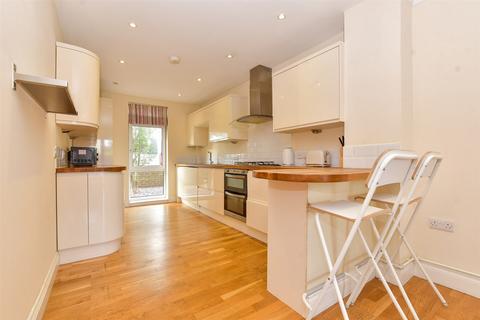 2 Hereford Mews Bridle Path, Beddington, Croydon, CR0 4FL