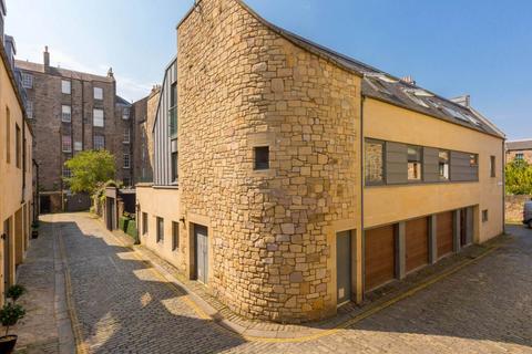 2 bedroom flat to rent, Northumberland Place Lane, New Town, Edinburgh
