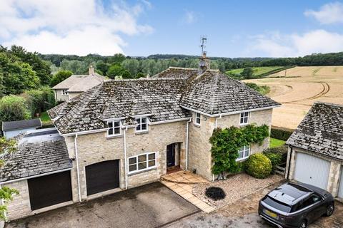 4 bedroom detached house for sale, Deenethorpe, Corby