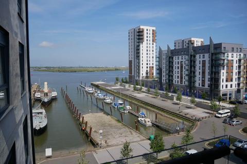 1 bedroom flat to rent, The Boat House , Ocean Drive , Gillingham