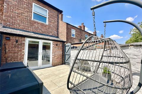 2 bedroom end of terrace house for sale, Sale, Trafford M33