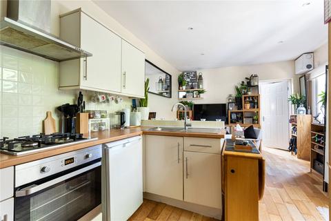 Flat 2, 66 Salford Road, London, SW2 4BG