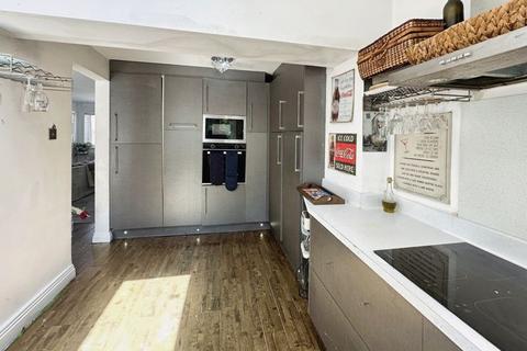 39 Hampson Mill Lane, Bury, BL9 9UA