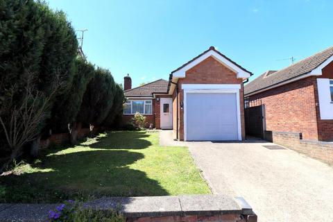 2 bedroom detached bungalow for sale, Deep Denes, Round Green, Luton, Bedfordshire, LU2 7SU