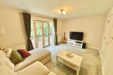 4 bedroom end of terrace house for sale, Little Stubbing, Wombwell, Barnsley, S73 8FG