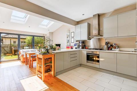 77 Northcroft Road, London, W13 9SS