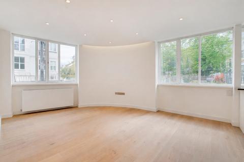 2 bedroom flat to rent, Lansdowne Road, London