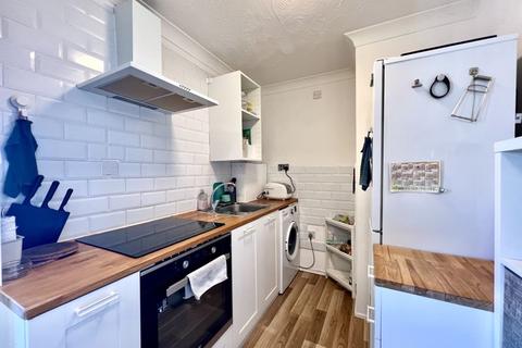 9 Campion Close, Calne, SN11 9QG