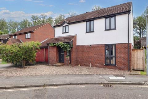 13 Avocet Close, Kelvedon, Colchester, CO5 9PD